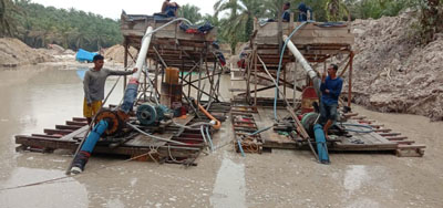  Diduga Akibat PETI, Banyak Ikan Mati di Bendungan WK Kuansing
